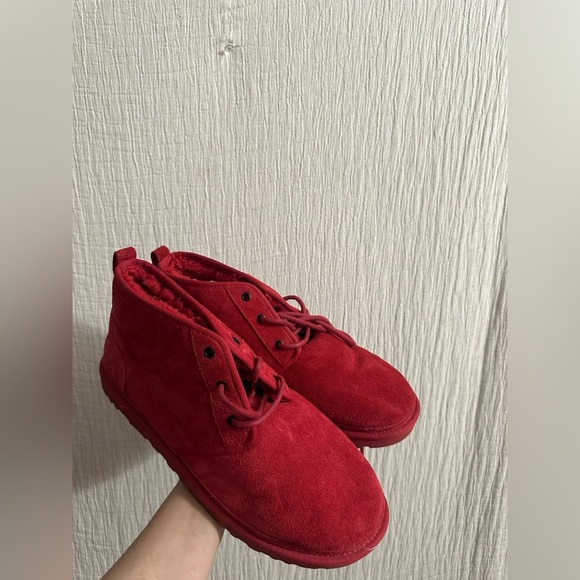UGG Chukka Boots Shoes Mens 12 Red Neumel Suede Sheepskin Lace Up
